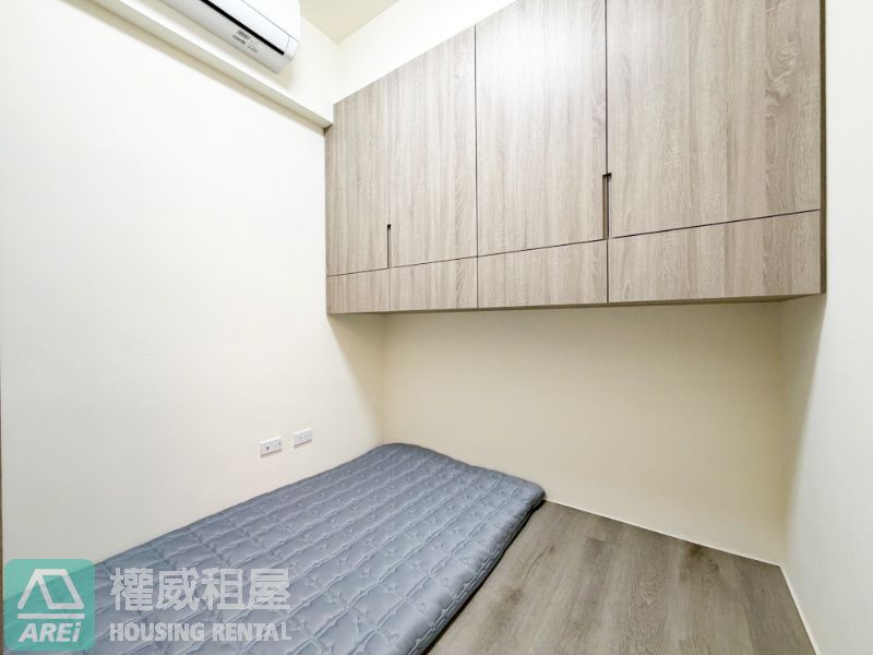 悅讀時代全新景觀2房車位