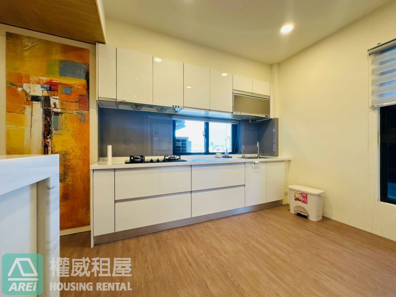 【名發晶閣】三多商圈・豪奢裝潢景觀2房平車