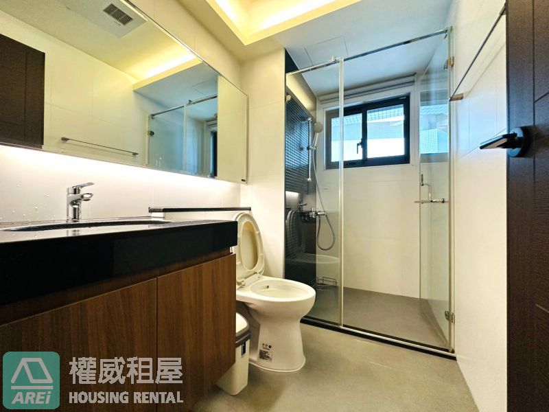 【名發晶閣】三多商圈・豪奢裝潢景觀2房平車
