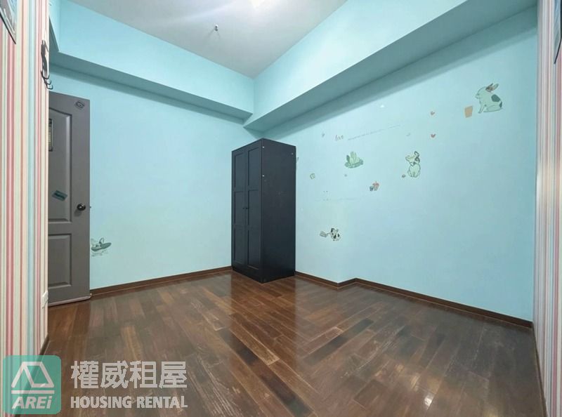 高鐵特區⭐獅子王工業風高樓3房車位
