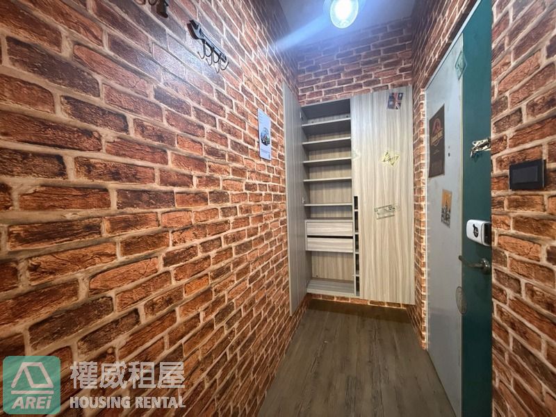 高鐵特區⭐獅子王工業風高樓3房車位