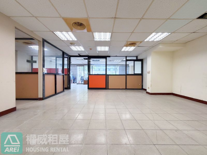 中央公園科見大廈店面