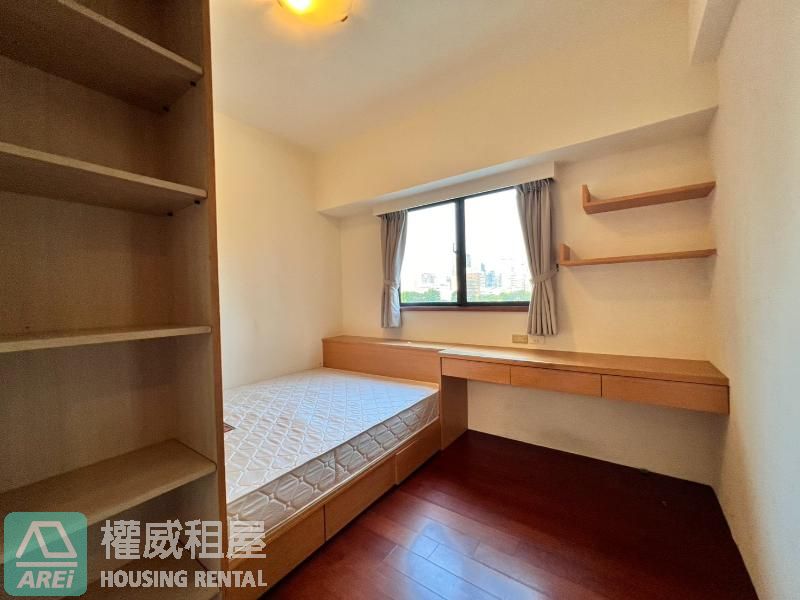 🏡 太普風格｜美術館・典雅溫馨 3 房平車