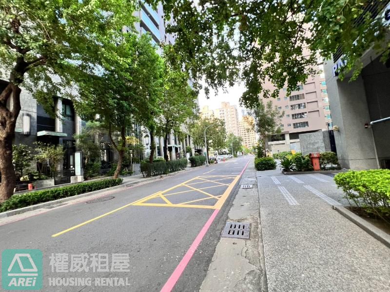 🏡 太普風格｜美術館・典雅溫馨 3 房平車