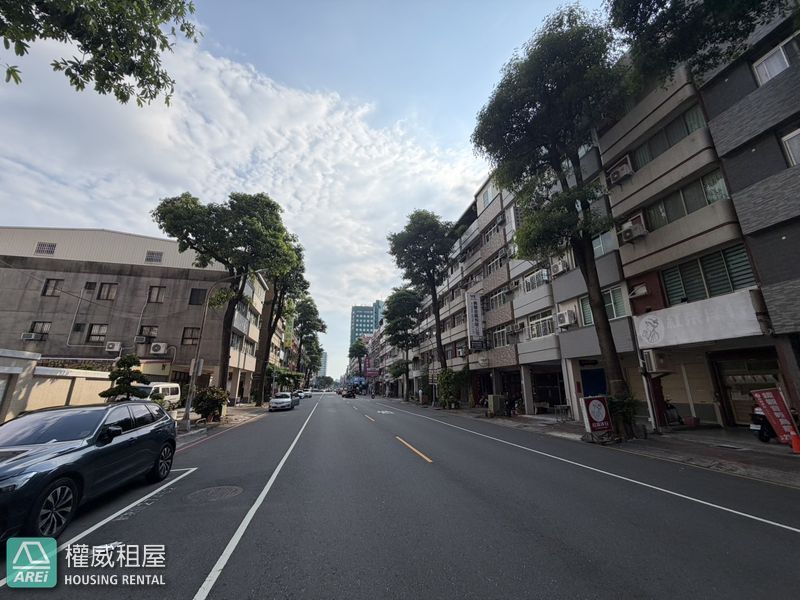 🍍武廟商圈|透天屋況優|六房五衛大空間🍍