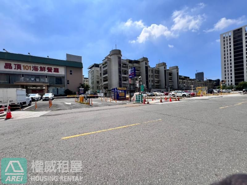 🏙️ 近科工館|皇普摩天100高樓1+1房車位|可寵物租補