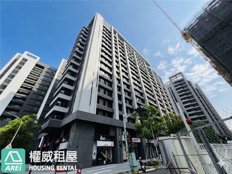 🍍大樂旁｜三房改二房大空間2衛｜河堤世界｜平車可租補🍍