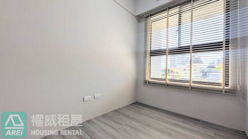 TOP ONE 明亮質感空屋正三房平車