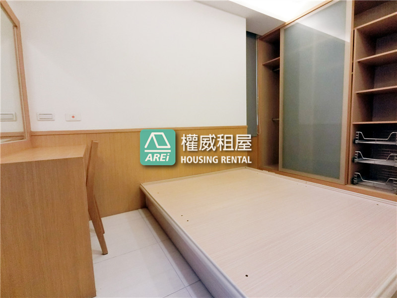 中央公園MRT愛上悅讀景觀2+1房 VR-VERSION