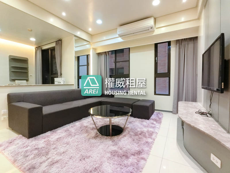 凹仔底MRT阿曼16精美1+1房