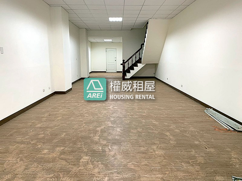 復興.中正空屋多用途辦公.住家.鑽金店面