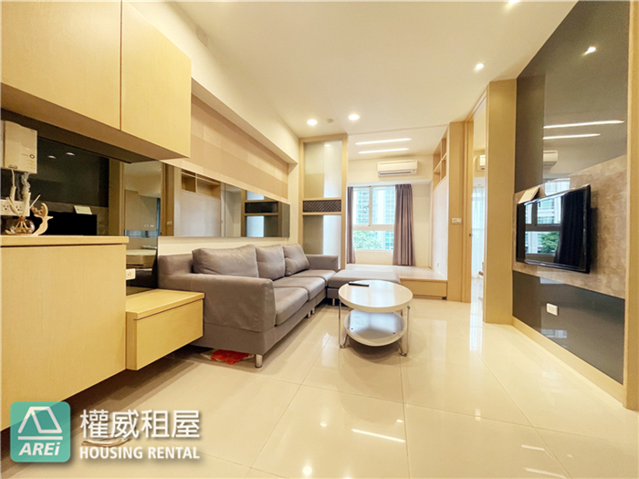亞灣三多MRTihome高檔溫馨兩房平移車位
