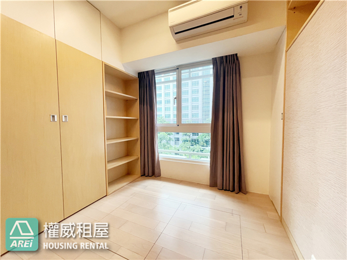 亞灣三多MRTihome高檔溫馨兩房平移車位