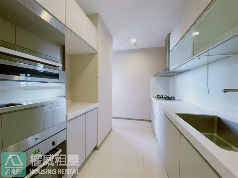 鄰美術館*郁見築*景觀3+1房雙主臥雙平車