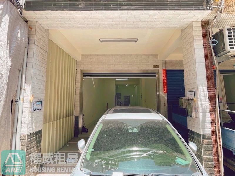 三多百貨商圈6大房車墅