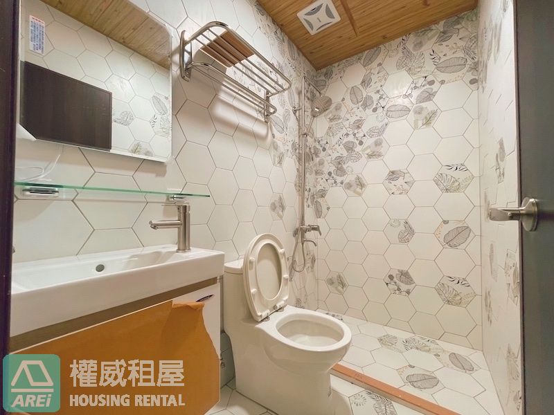 三多百貨商圈6大房車墅