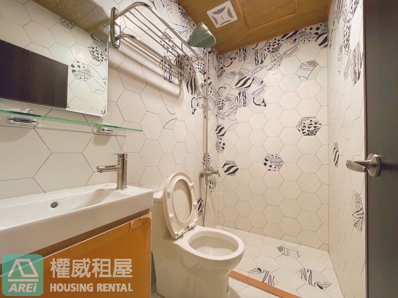 三多百貨商圈6大房車墅