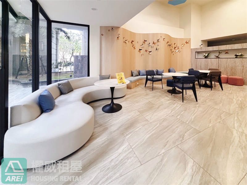 高醫商圈郡都巴洛克全新店面
