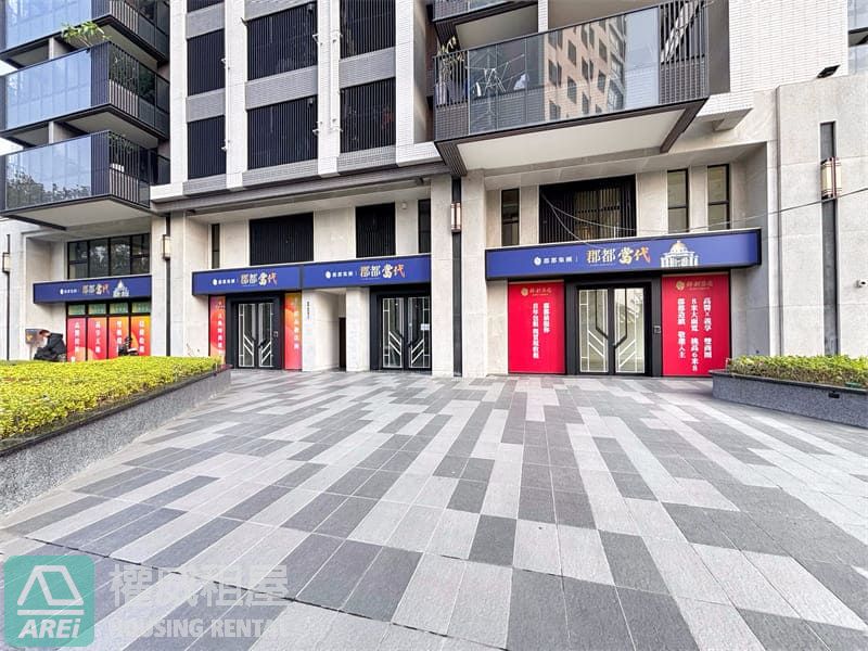 高醫郡都當代|財源滾滾的挑高店面+平車