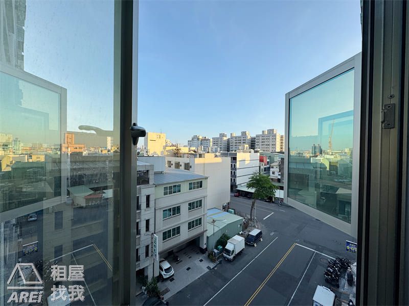 🏢草衙佛公低總價商辦室內約39坪近捷運站