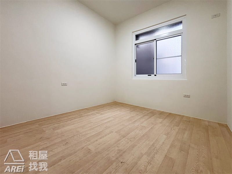 🚆輕軌宅｜英明光華商圈｜美屋翻新2+1房附加頂