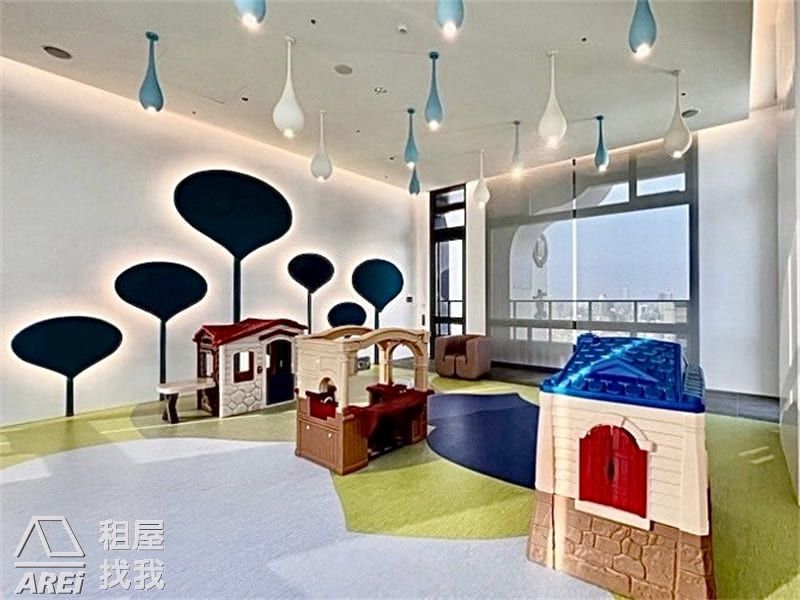 🚩亞灣新標竿｜京城新世界｜⭐星空泳池2房平車