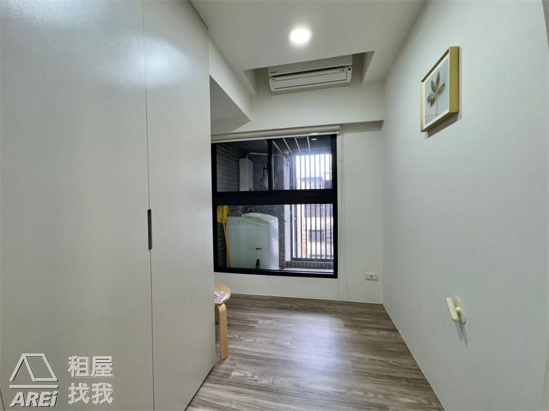 高雄站前三鳳中街｜鬧中取靜獨享清靜低屋齡2房