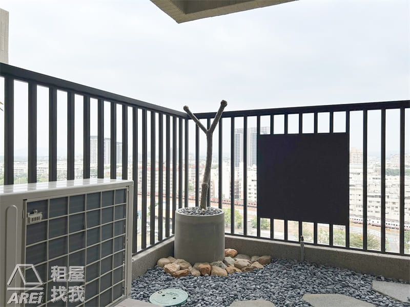 🦢🏊‍♂️獨立公設會館｜銳揚天鵝堡泳池2房平車