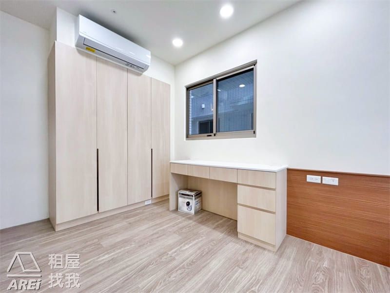 三多微笑時代｜質感藍調泳池1+1房平車