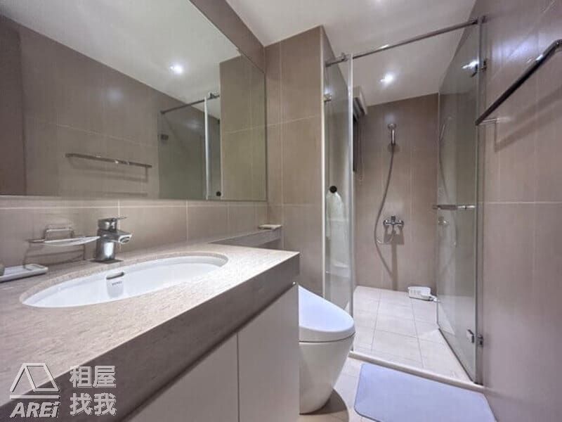 車位超搶手｜隆大建設鳳凰真愛2房好宅馬上入住