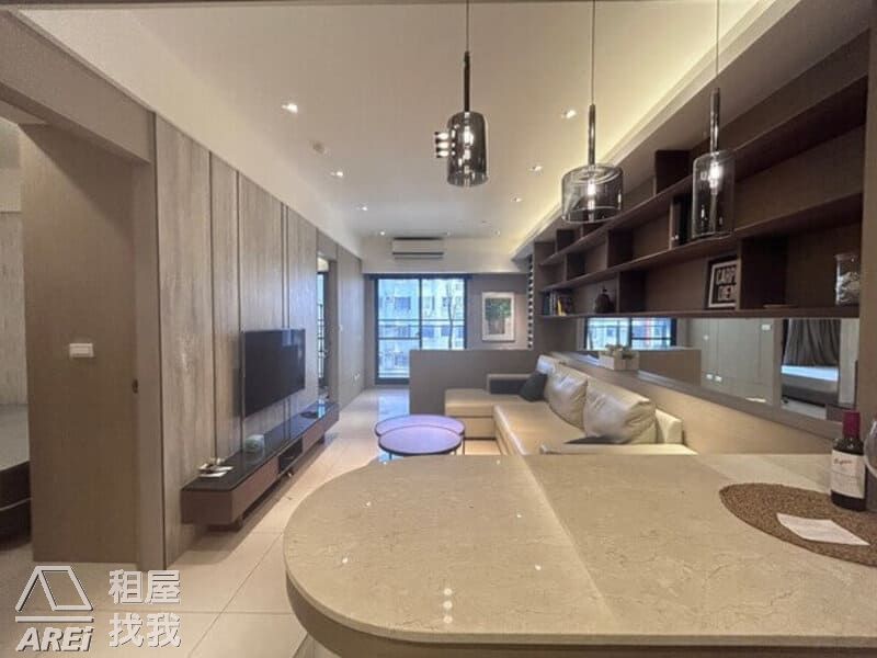 車位超搶手｜隆大建設鳳凰真愛2房好宅馬上入住