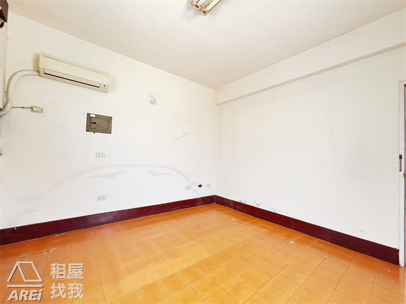 🔥地段王｜五甲商圈林森路｜稀有15米路透店釋出