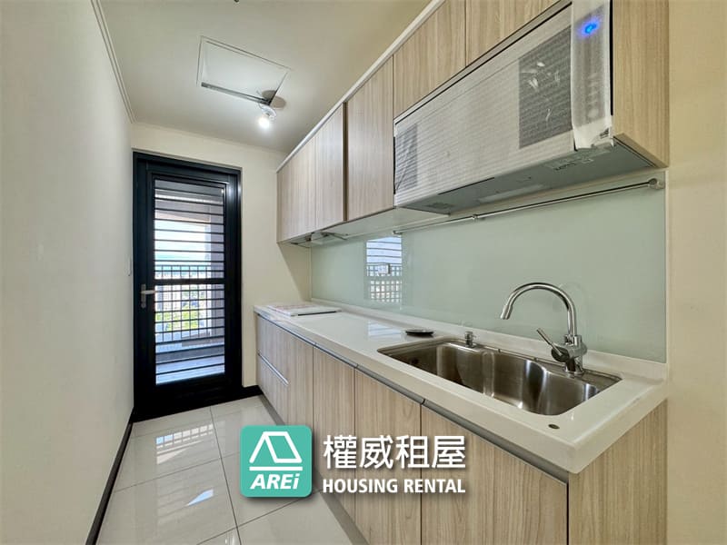 後勁福懋MORE+全新高樓實品屋景觀3+1房平車