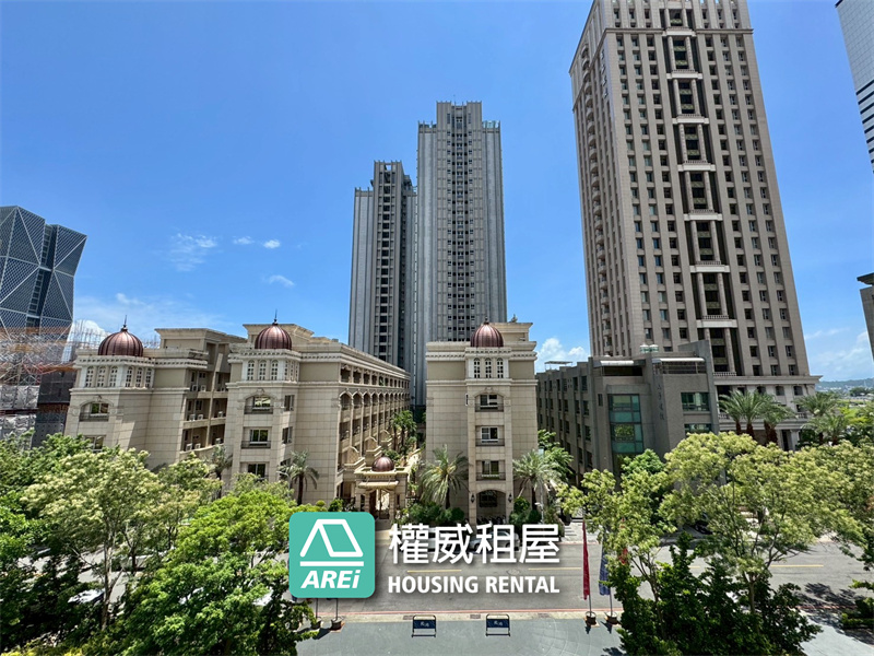 望著童話般城堡🏰住進奢華豪邸｜殷雄3+1房雙平車