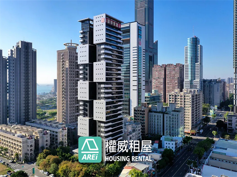 望著童話般城堡🏰住進奢華豪邸｜殷雄3+1房雙平車