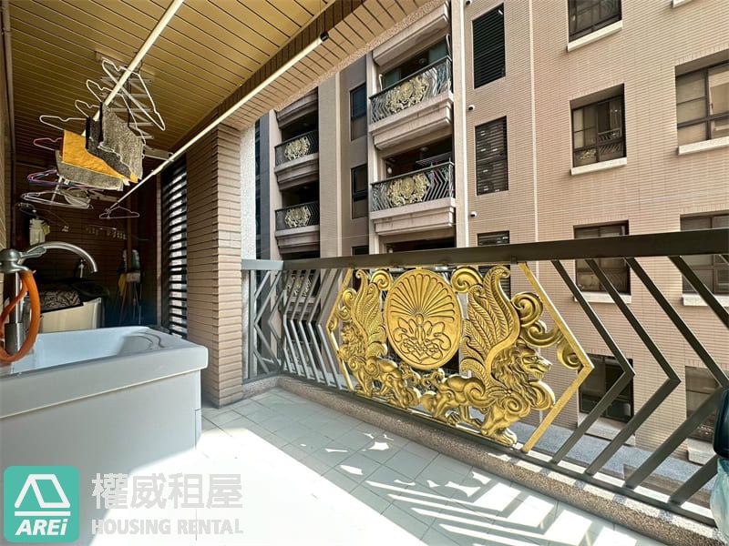 大昌輕軌國家盛宴典雅豪邸4房平車