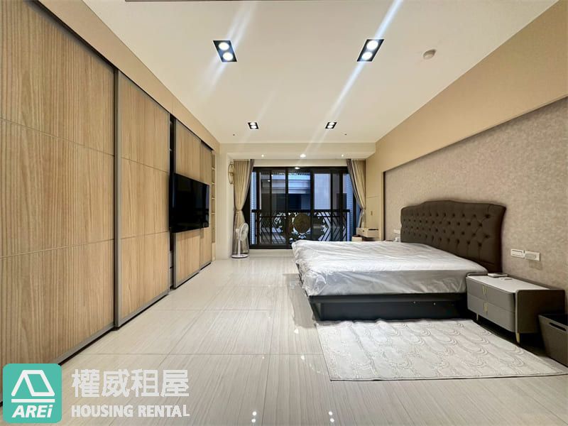 大昌輕軌國家盛宴典雅豪邸4房平車