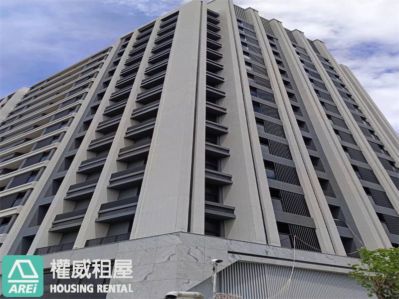 五甲商圈正核心/全新雙面採光2+1房雙衛+車位/高樓景觀宅(超A件)