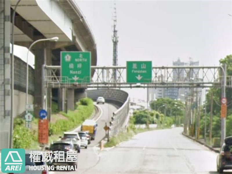 五甲商圈正核心/全新雙面採光2+1房雙衛+車位/高樓景觀宅(超A件)