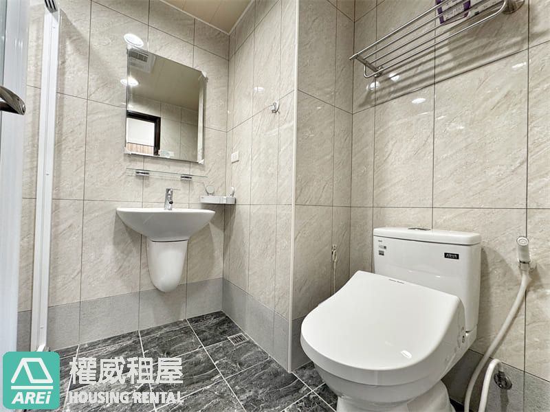 高樓景觀×綠意生活×精緻裝潢×郡都當代