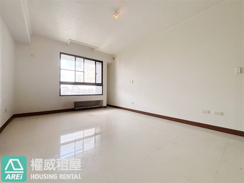📍藏風景【美術綠景中心】高樓大坪數3+1房平車