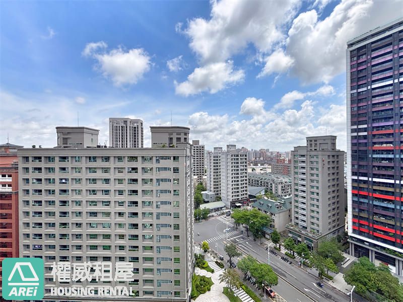 📍藏風景【美術綠景中心】高樓大坪數3+1房平車