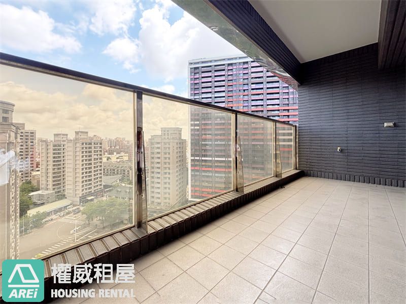 📍藏風景【美術綠景中心】高樓大坪數3+1房平車