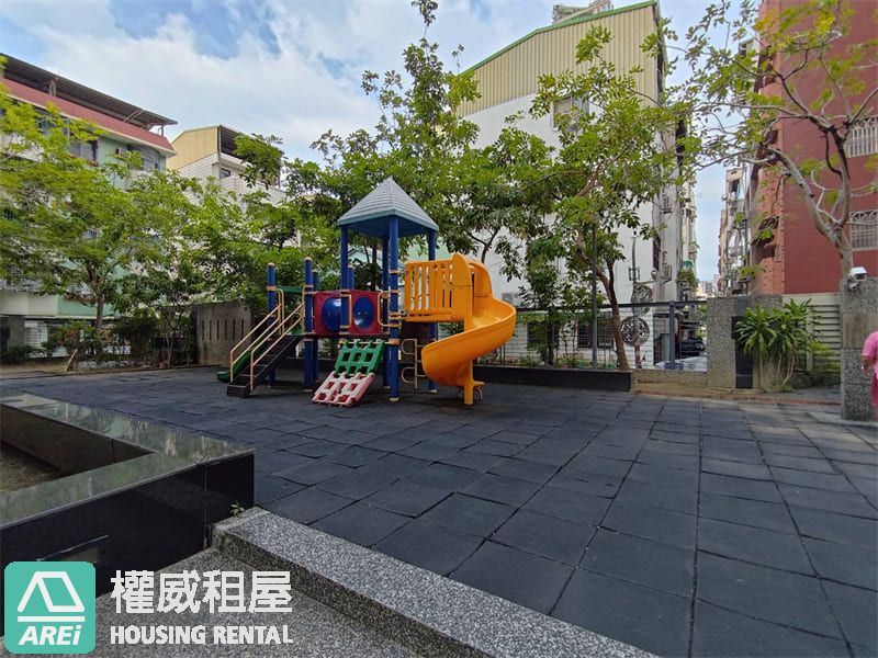 師範附中直升｜同慶師苑｜學區名邸三房平車