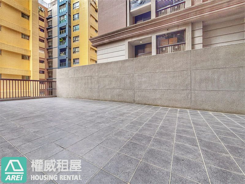 👑 收藏人生的榮耀｜露台的綠意午後｜國王傳奇2三房平車