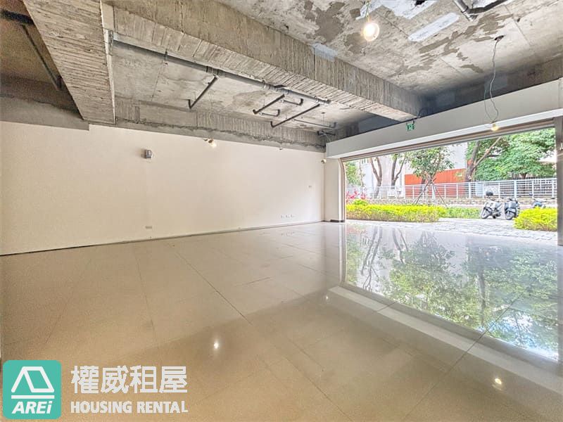 入主東區學校住宅商圈雙效店面｜昕視界稀有釋出