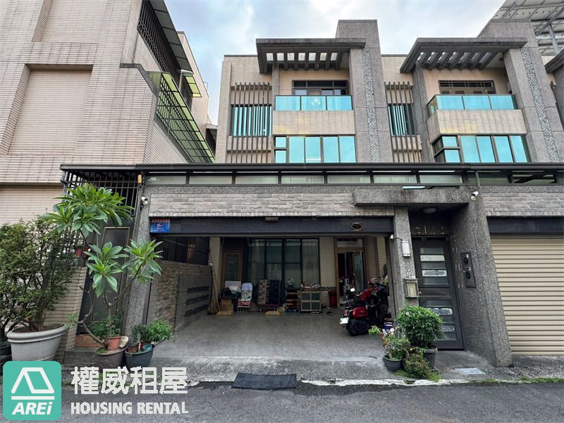 御墅林楓雙車墅｜崇蘭學區獨享大地坪雙主臥大浴缸