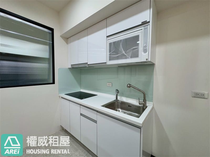愛河灣+海音館海景首排｜愛情河左岸全新未住2房