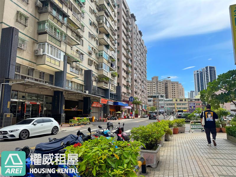 10%公設比!建工商圈公園平車3+1房