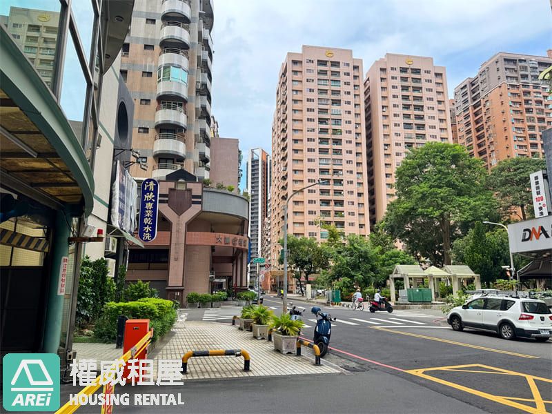 10%公設比!建工商圈公園平車3+1房